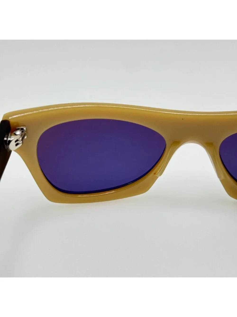 Eyemusement Zee Hrn/Tort Sunglasses 52-19-145